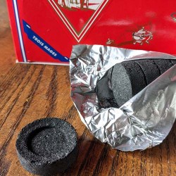 Three Kings Quick Light Charcoal Three Kings Quick Light Charcoal