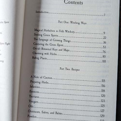 The Charmer's Root: Witching Ways with Common Flora The Charmer's Root: Witching Ways with Common Flora