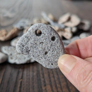 One Medium Hag Stone (Adder Stone)